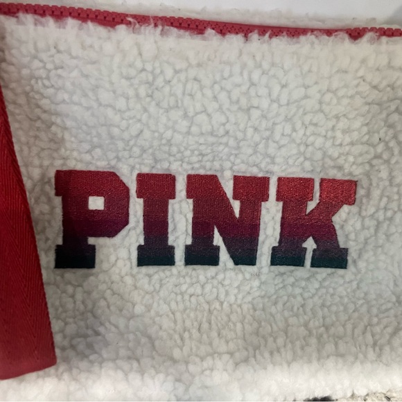Limited Edition Cozy Plush Fleece Beauty Bag, Assorted VS PINK - Picture 4 of 10
